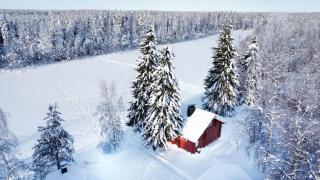 Lapland Aurora Riverside - 8