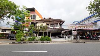 Rumah Mewah Johar - 9