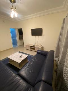 2 Bedroom Air-Conditioned Apartment For Ideal Stay - 3
