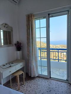 Aperanto House in Arnados, Tinos - 2