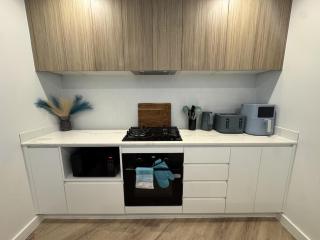 2BR Retreat with Rooftop Infinity Pool - 4