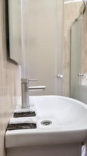 Апартаменти в центрі Одеси біля Дерибасівської вулиці та Оперного театру Grotess - 2