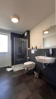 AMAO Grey - Family Apartment - Free Parking - 2