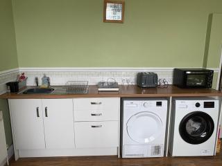 Runcorn Jubilee Guest House - 6