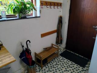 3 min to forest with private kitchen, toilet and living room - 2