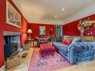 Elegant Georgian Apartment with Park View in Perth - 8