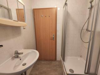 schöne 1-3 Bett FeWo in Staßfurt - 3