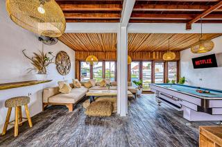 Central 9-Bedroom Villa with Private Pool, Fitness-Corner, Billiard and Rooftop in Canggu -Bali - 6