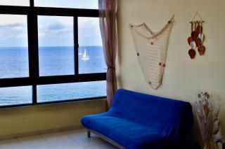 Waterfront Stay at De Redin Court - 3