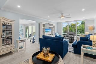 Lighthouse Point 121 - 9
