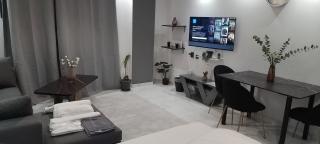 Luxury Semi-Basement Suite Athens - Athene - 7