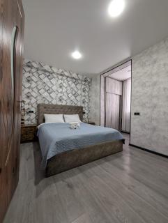 Gari's apartment next to Borjomi Central Park - 3