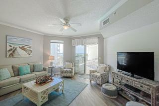 Beautifully decorated oceanfront condo with resort pool & huge walk-in showers - 6