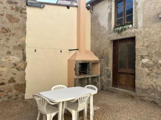 Chabanais town centre Apartment Rose - 8