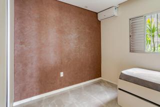 Casa com Piscina, área Gourmet e Ar Condicionado - 1