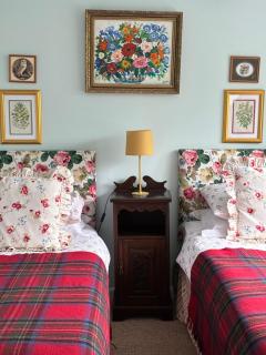 Countryside cottage with private garden & hot tub - 6