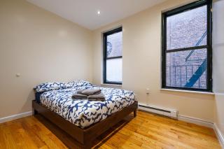 Spacious entire apartment for family and group - 0