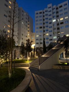 Cozy Residential Apartment - 8