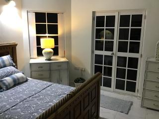 chill spot on the green - 4