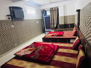 Hotel Amrit - 5