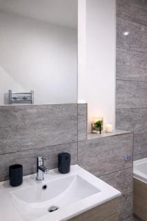 1-Bed Apartment By City Luxury Apartments Short Term Lets Leicester City Centre Near Train Station - 6