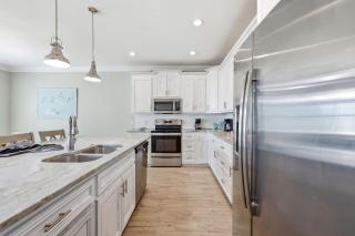Anchor Down Luxury Ocean View Beach House w Pool - 2