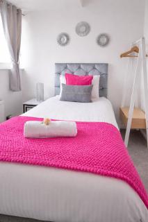 That's Amore House 3 bedroom house with parking walking distance to Sandbach town - 8