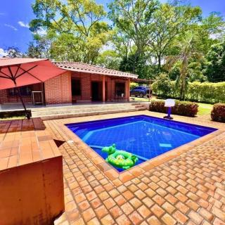 Finca la Victoria, cerca al parque de Sopetrán - 0