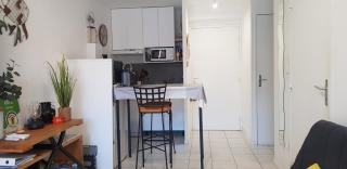 Le Vénizio - Classé 2 étoiles - T2 climatisé, avec terrasse, parking, prêt de vélos, 10 minutes à pied gare et centre ville - 6