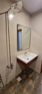 Abbott Royale Farm - 9