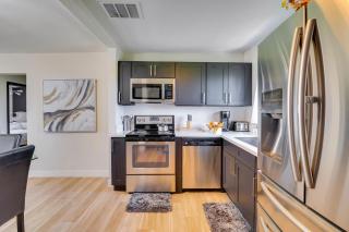 Modern Downtown Las Vegas Home Near Fremont Street - 1