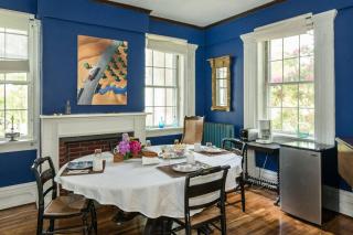 Higganum House B&B - 1