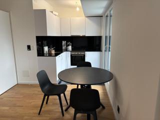 2 minutes walking from Lausanne Train station - 5