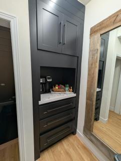 Beamsville Modern Rustic Suites - 7