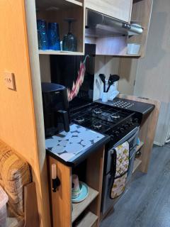 Space for 8, by the Beach with Pool and Entertainment - 2