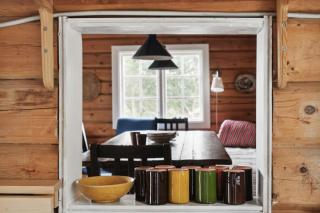 Rustic Cosiness In Norwegian Log Cabin With View - 2