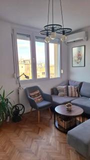 Modern Central Apartment in Hilandarska Street - 9
