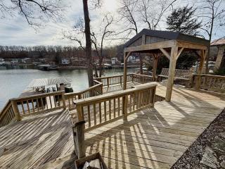 Fox's Den Your Lakefront Escape with Dock and Stunning Views - 8