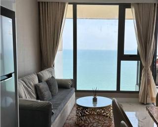 Sunny Copacabana Seaview Apartment - 6