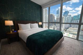 Miami Bay Million-Dollar View | Private Condo - 8