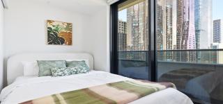 Cosy 2 Bedroom CBD Retreat with Pool, Sauna and Sky Lounge City Views - 7