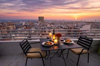 Romantic Sea View Studio with Jacuzzi in Alicante Center - Alicante - 2