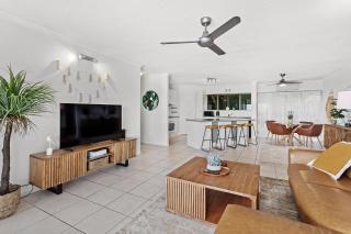 Seaview Heights - Cannonvale - 9