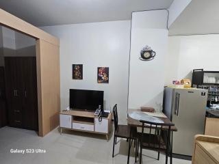 Hera's Apeiron Staycation - 9