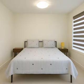 Peaceful Prairie + Mountain Views - 7