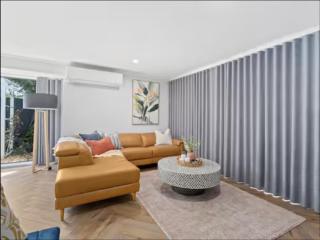 Palm Beach Poolside Haven 4BR Outdoor Living - 5