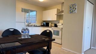 Peaceful Getaway in a Quiet Neighborhood - 6