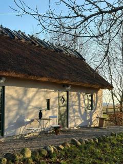Stone House With Thatched Roof On 1750S Farm - 7
