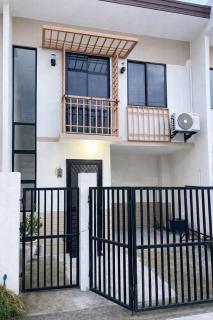 Ben & Ben's Air B&B - 2