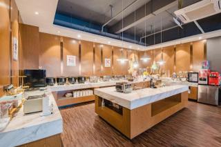 James Joyce Coffetel Xinyang Xixian Longhu Huayi - 2